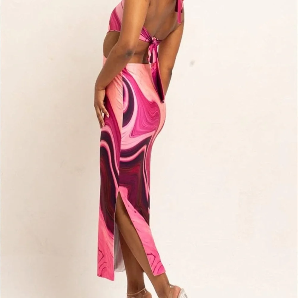 Cut out backless pink swirl party dress size medium NWOT - Picture 2 of 7